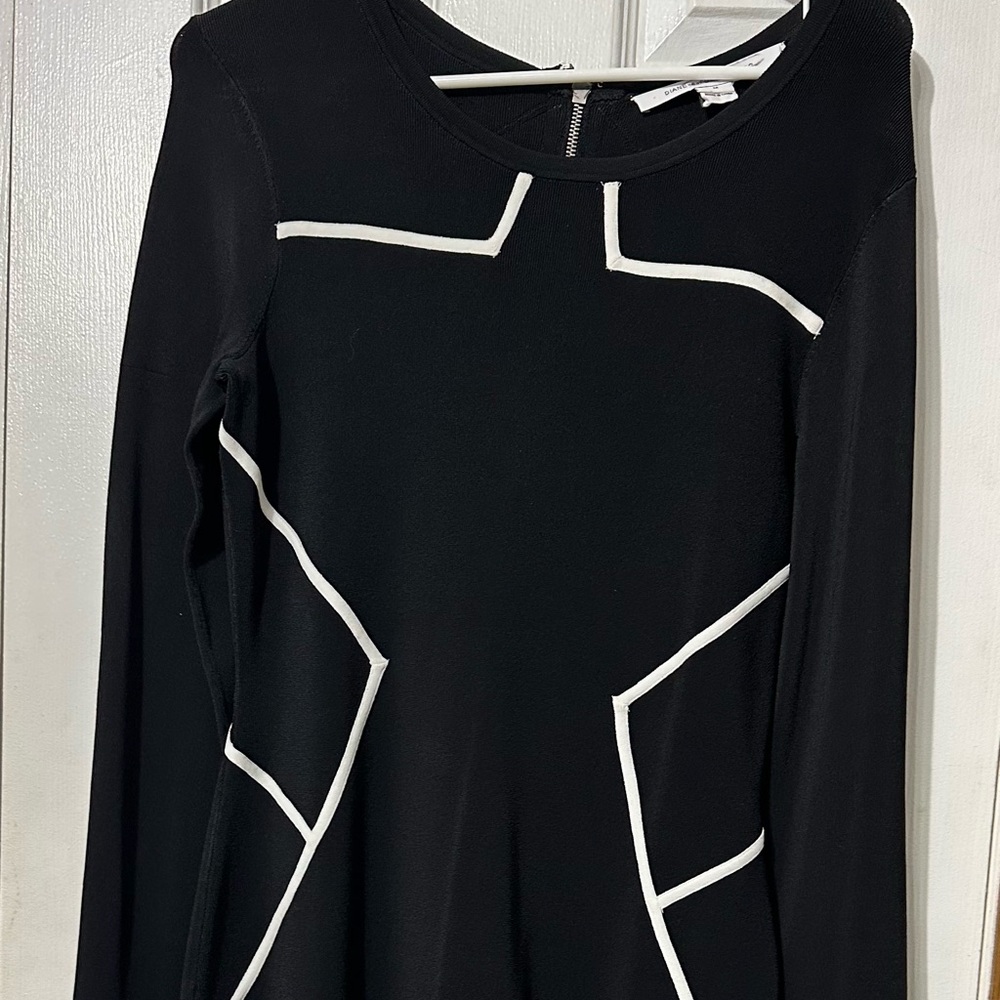 Diane Von Furstenberg dress black size medium
